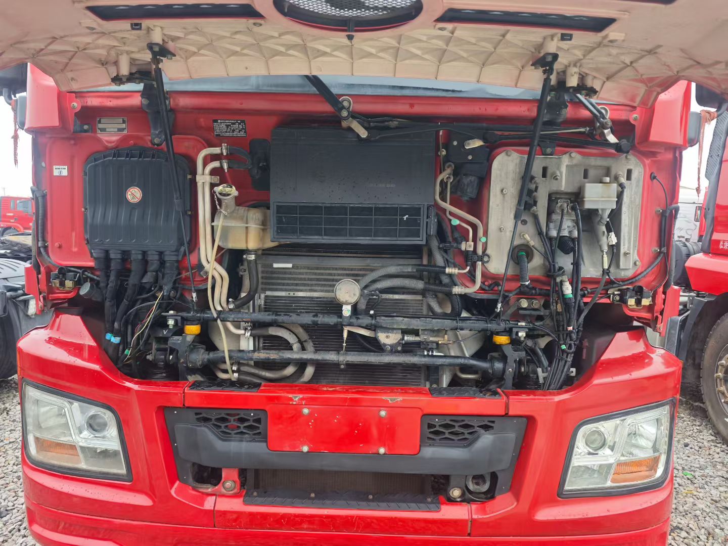 double-layer-chassis-shacman-delong