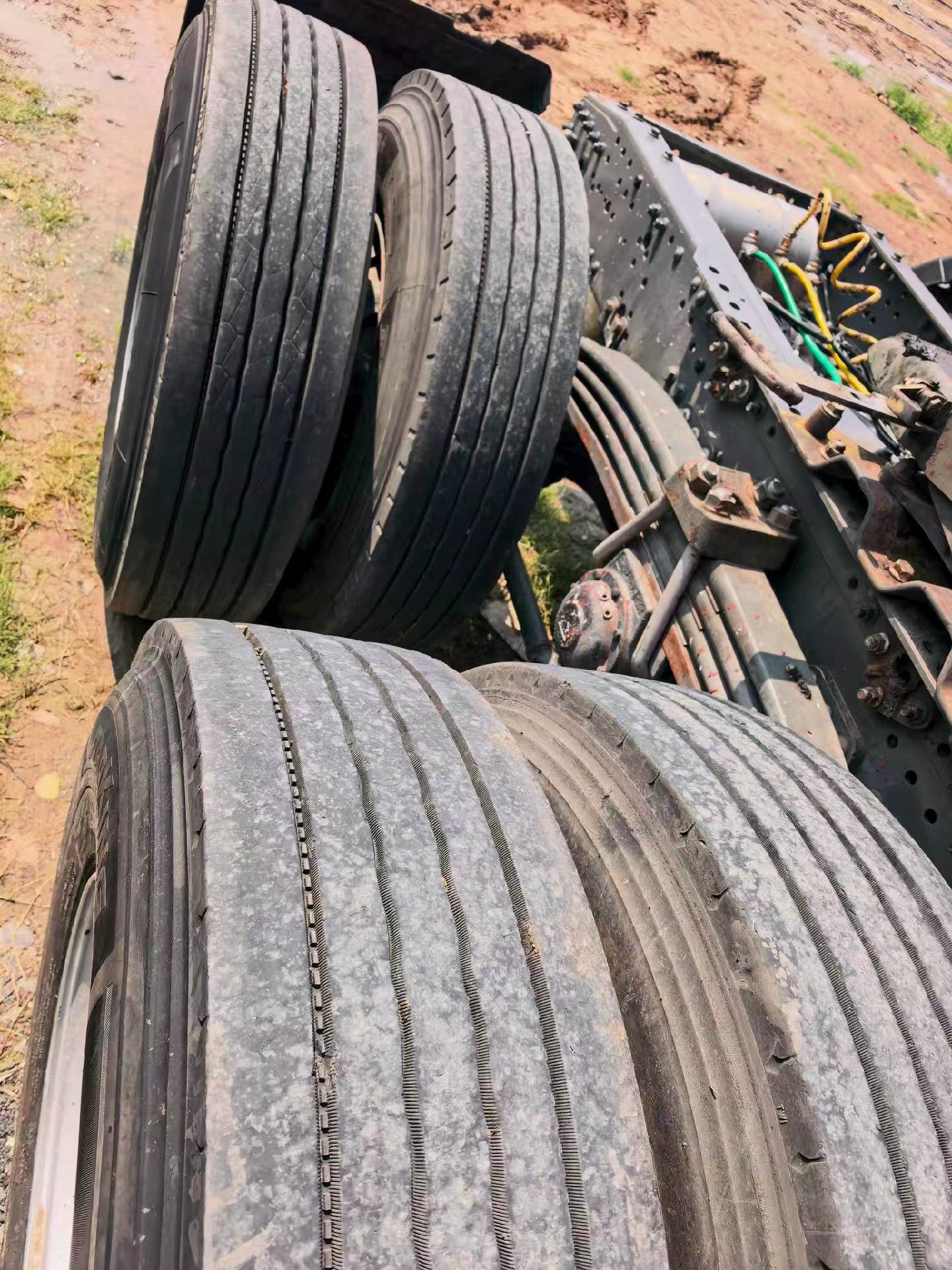Tire condition of second‑hand HOWO T7 truck