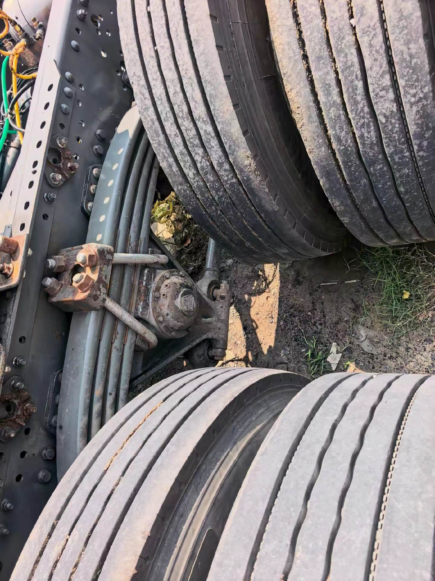 Tire condition of second‑hand HOWO T7 truck
