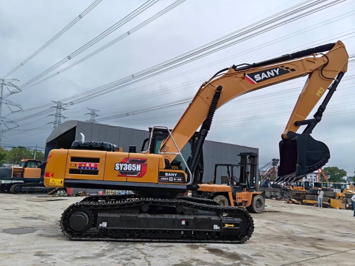 SANY SY365H 36 ton excavator side view, used crawler excavator for sale
