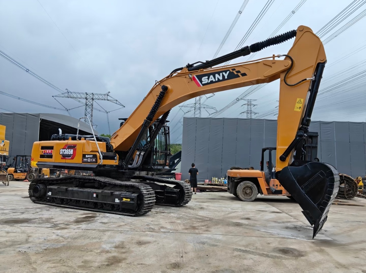 SANY SY365H 36 ton excavator side view, used crawler excavator for sale
