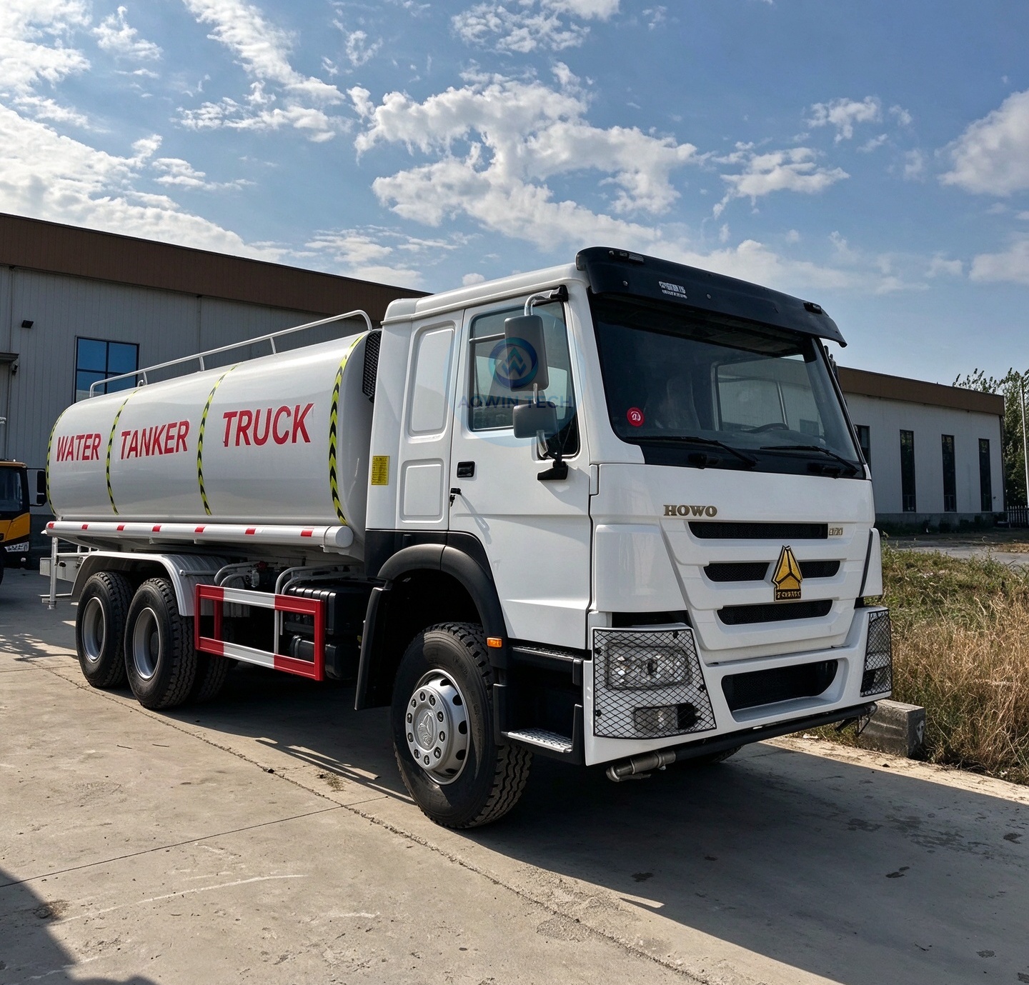 Used Sinotruk Howo 371HP 6×4 Water Tanker Truck for Sale | 15-20m³ Sprinkler