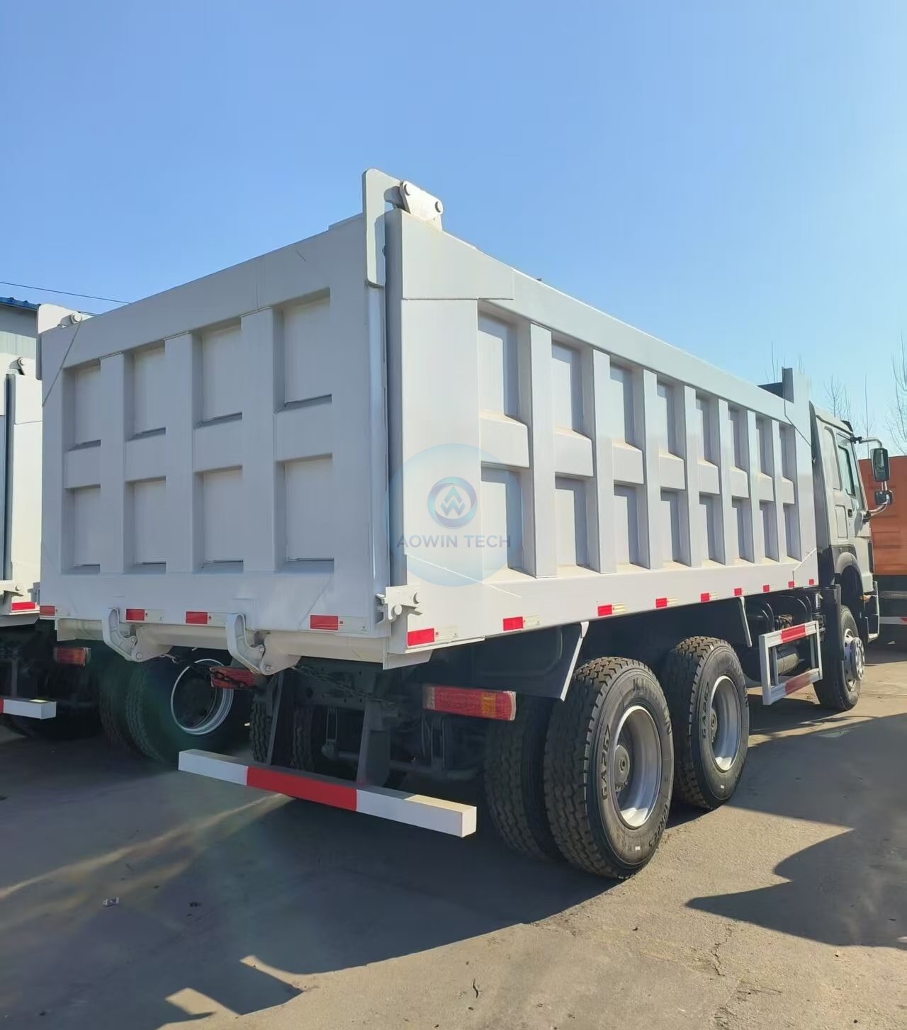 `howo-6x4-dump-truck-body-bed.jpg`