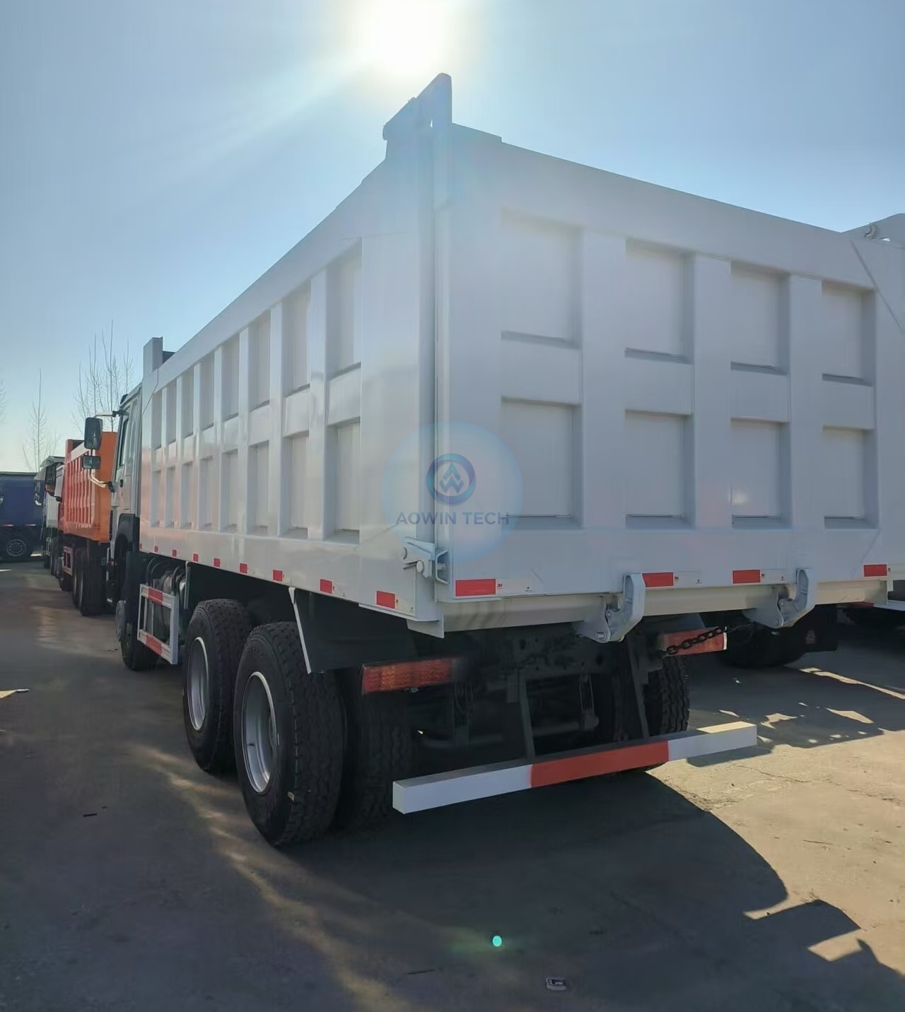 `howo-6x4-dump-truck-body-bed.jpg`